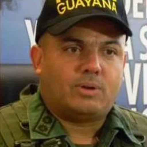 Portrait of Clíver Alcalá