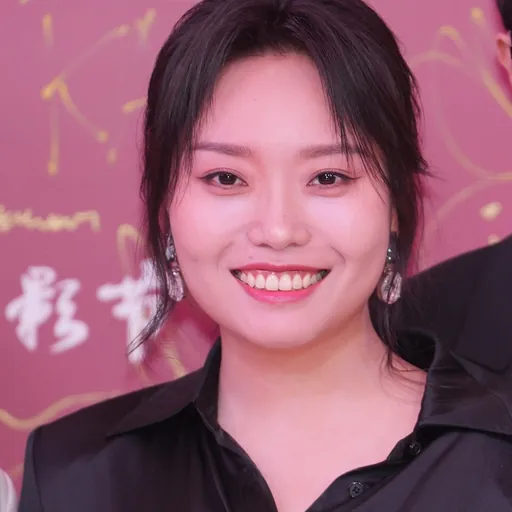 Portrait of Li Xueqin