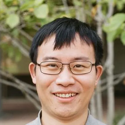 Portrait of Ruixiang Zhang