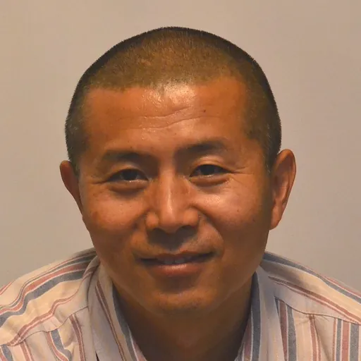 Portrait of Bi Feiyu