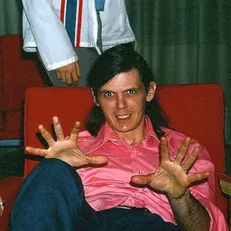 Portrait of Steven Utley