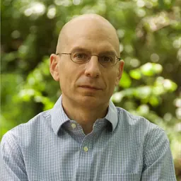 Portrait of Claudio Saunt