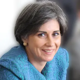 Portrait of Isabel Santos