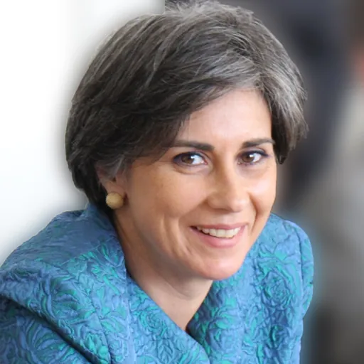 Portrait of Isabel Santos