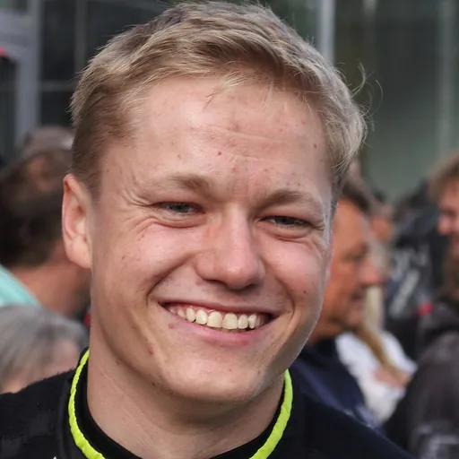 Portrait of Erik Cais