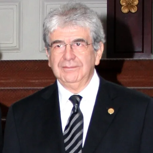 Portrait of Rafael Espada