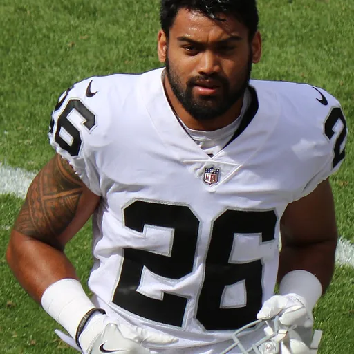Portrait of Shalom Luani