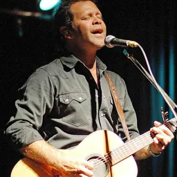 Portrait of Troy Cassar-Daley
