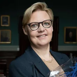 Portrait of Annette Lind