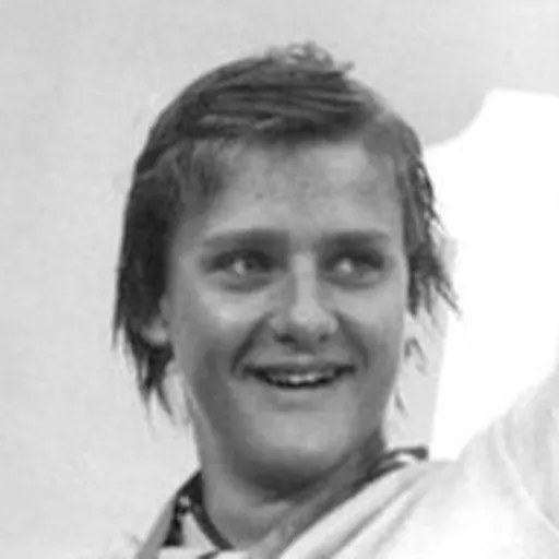 Portrait of Caren Metschuck