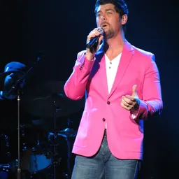 Portrait of Jason Crabb