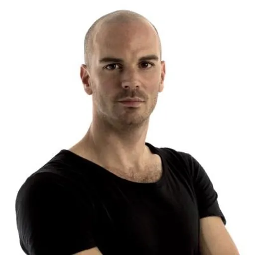 Portrait of Benjamin Hubert