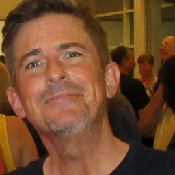 Portrait of Charlie Schlatter