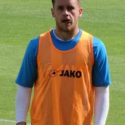 Portrait of Luke Simpson