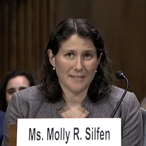 Portrait of Molly Silfen