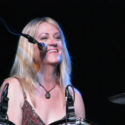 Portrait of Debbi Peterson