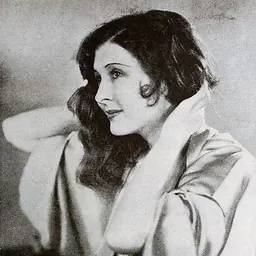 Portrait of Marion Shilling