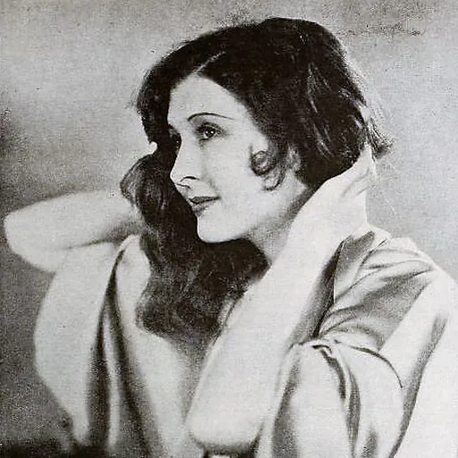 Portrait of Marion Shilling