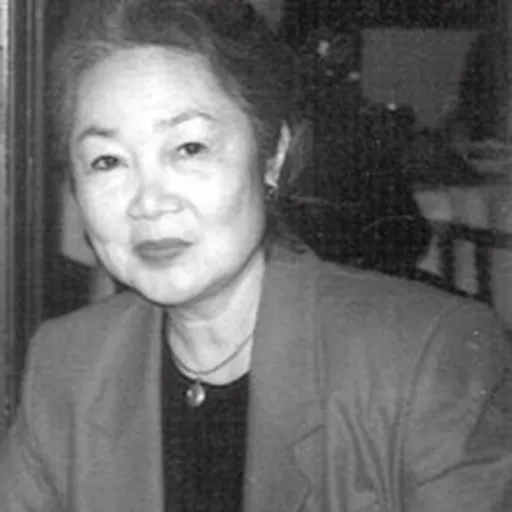 Portrait of Linda Ty Casper