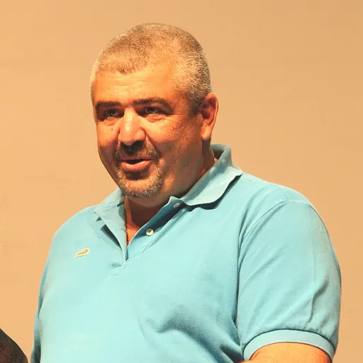 Portrait of Shlomo Lahiani