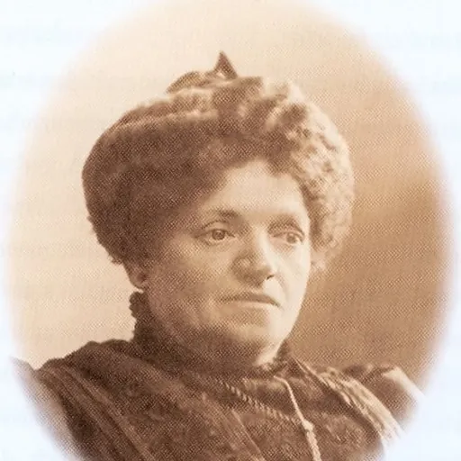 Portrait of Olivia Nielsen