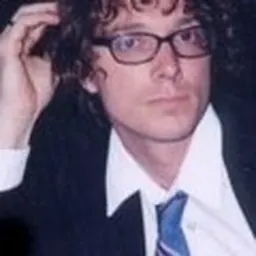 Portrait of Tom Hooper