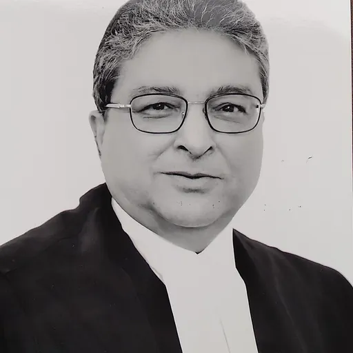 Portrait of Vineet Saran