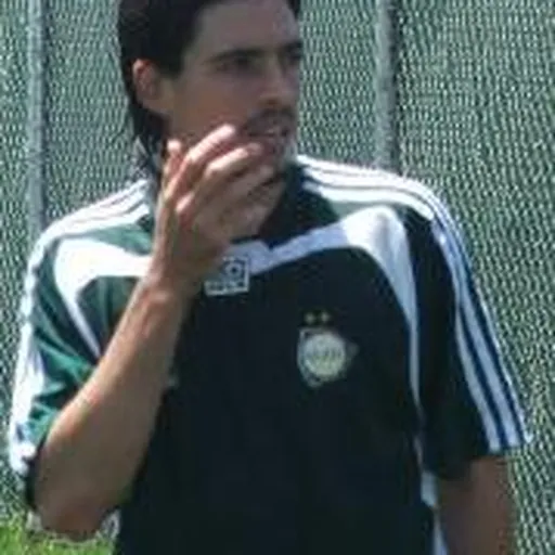 Portrait of David Revivo