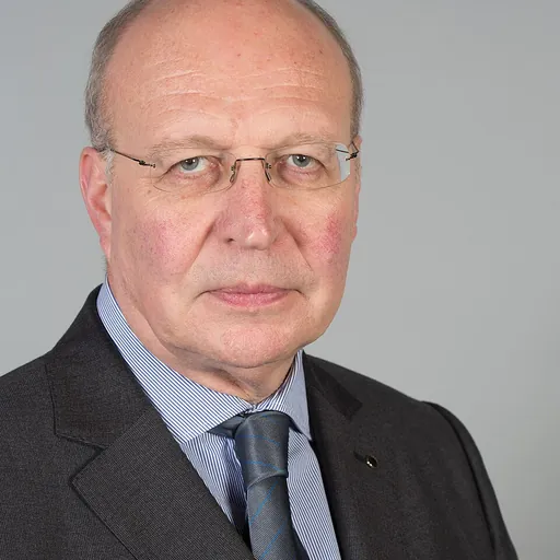Portrait of Andrew Duff