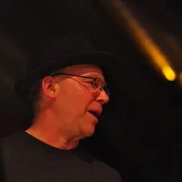 Portrait of Wayne Horvitz