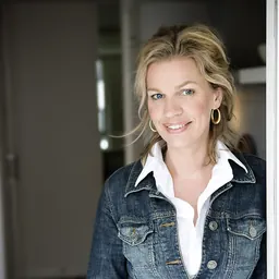 Portrait of Annejet van der Zijl