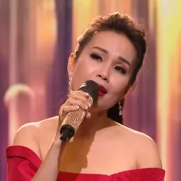 Portrait of Cẩm Ly