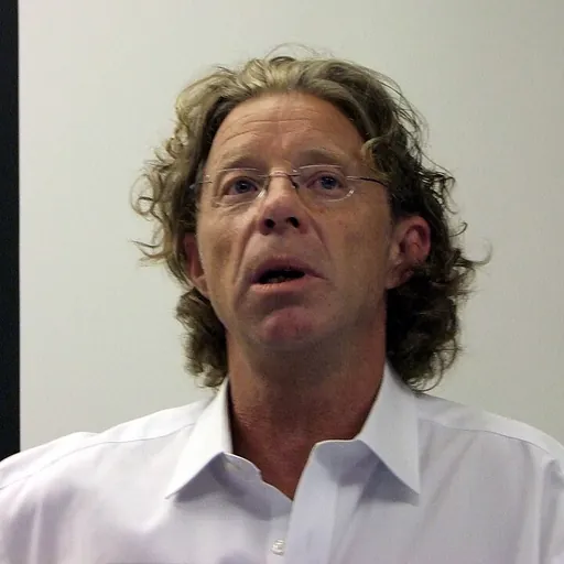Portrait of Jon Johansson