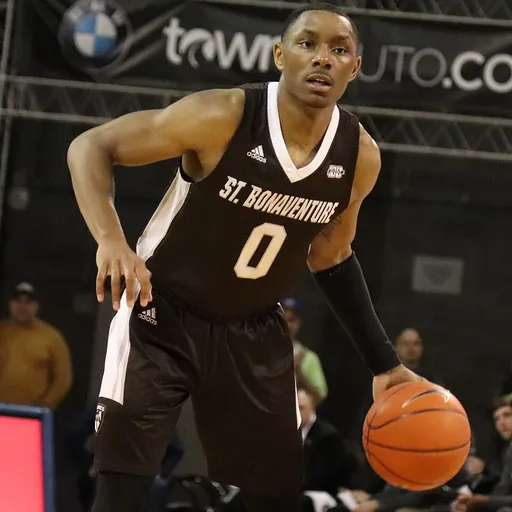 Portrait of Kyle Lofton