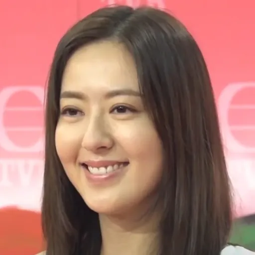 Portrait of Natalie Tong