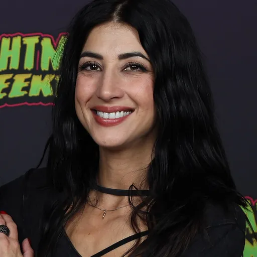 Portrait of Dana DeLorenzo