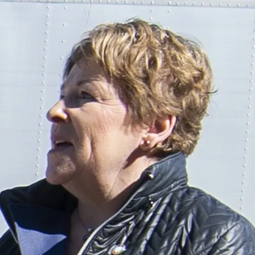 Portrait of Lisa Brown