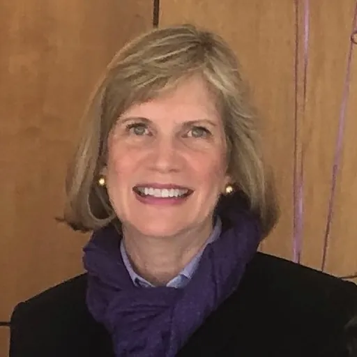 Portrait of Suzy Glowiak
