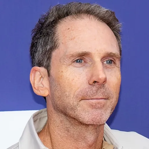Portrait of Kirk Baxter