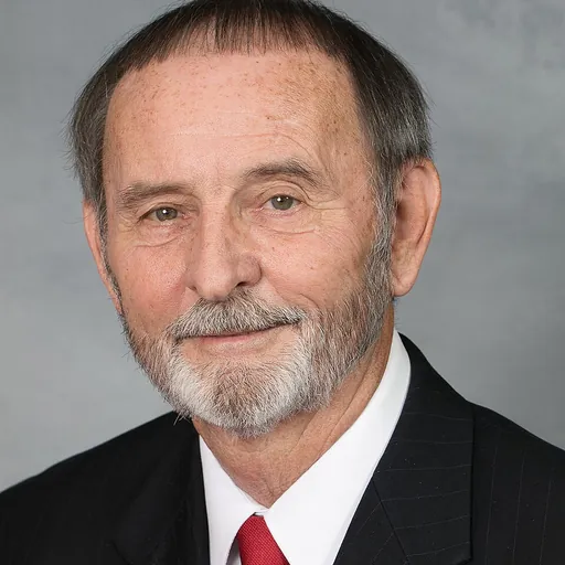 Portrait of Larry Potts