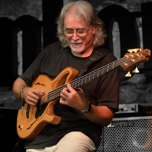 Portrait of Carles Benavent