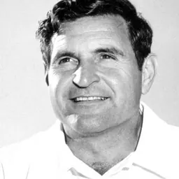 Portrait of Darrell Mudra