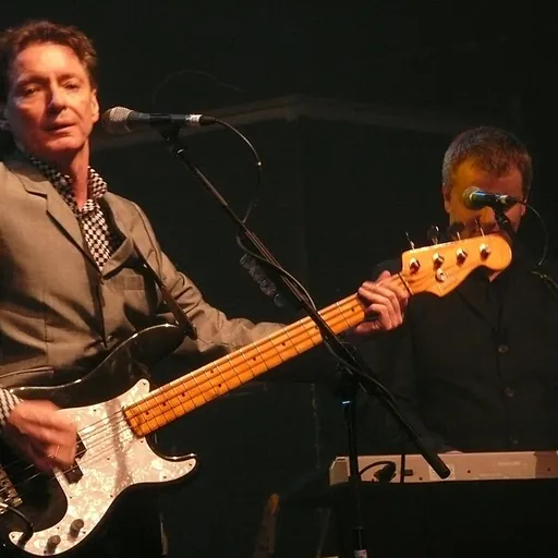 Portrait of Bruce Foxton