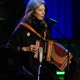 Portrait of Kate McGarrigle