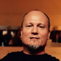 Portrait of Dave Fortman