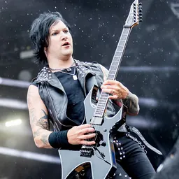 Portrait of Jinxx