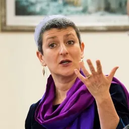 Portrait of Laura Janner-Klausner