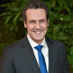 Portrait of Oded Menashe
