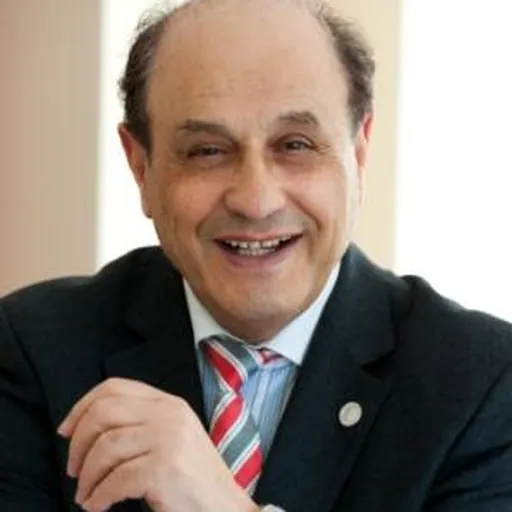 Portrait of Nossrat Peseschkian