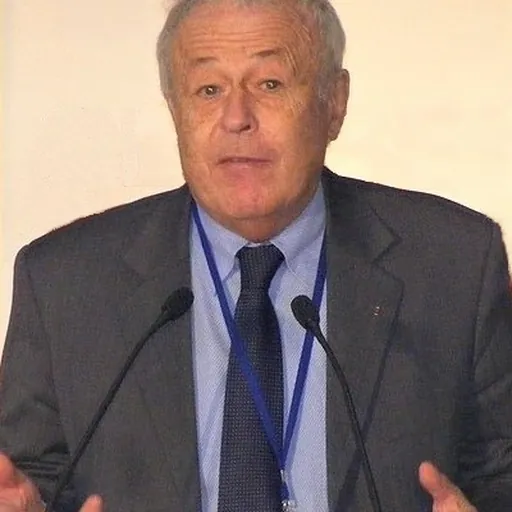 Portrait of Alain Mérieux